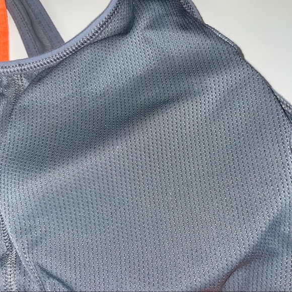 Athleta Sting Stunner Sports Bra - Picture 5 of 7